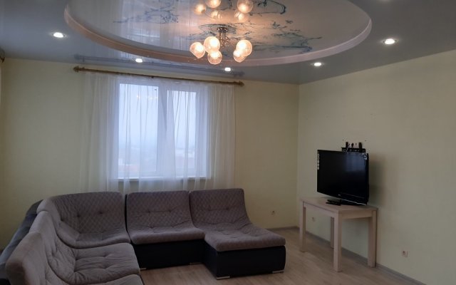Apartment on Vokzalnaya 55b