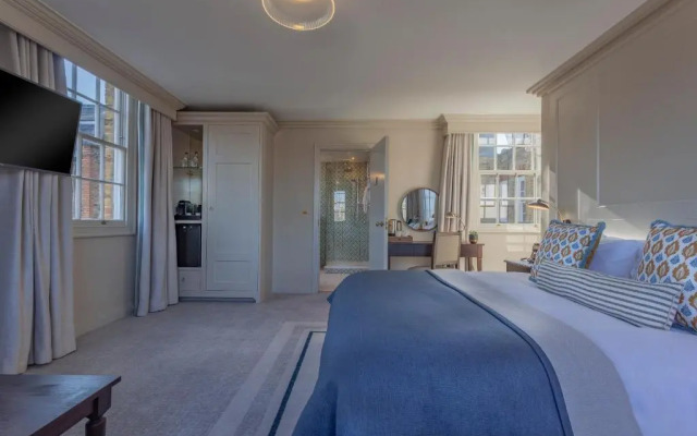 Richmond Hill Hotel