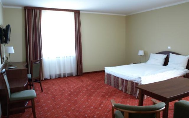 Hotel Na Uboczu Warsaw