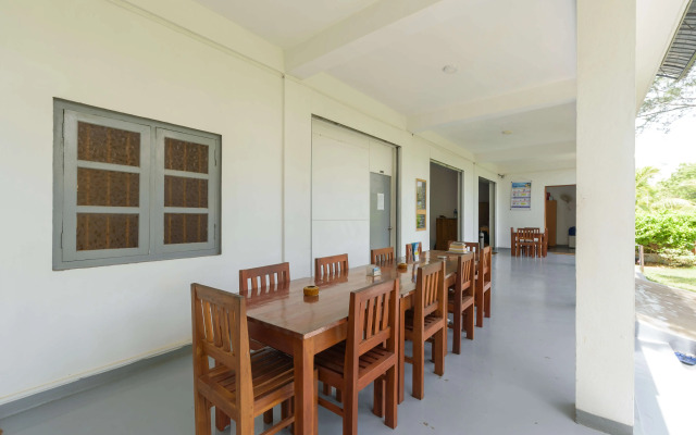 Nilaveli Beach Hostel