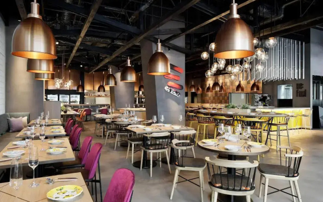 Aloft Osaka Dojima