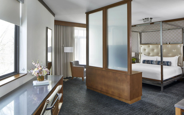 The Hotel Landing