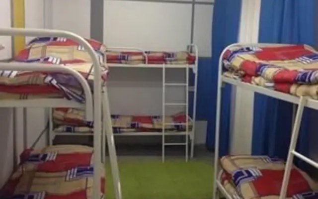 Hostel Deep House