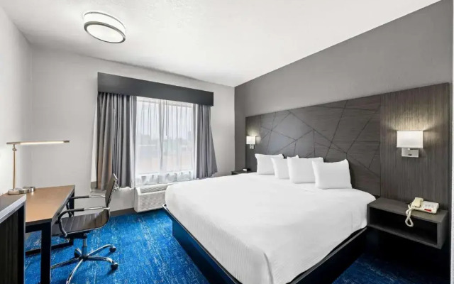 Best Western Palace Inn & Suites