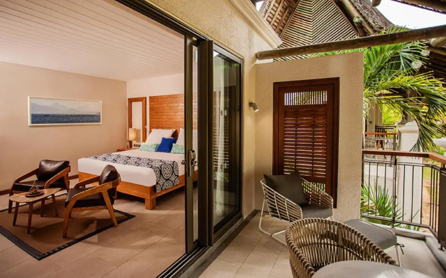 Paradis Beachcomber Golf Resort & Spa