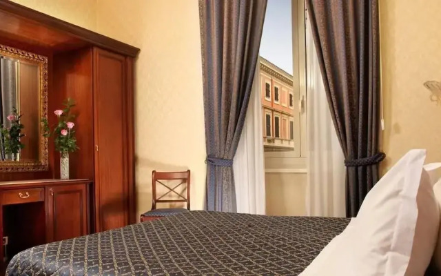 Serena Hotel