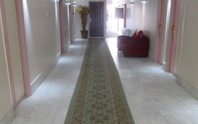 Shahryar Hotel