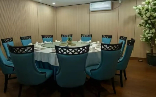 Guangzhou Royal Garden Hotel