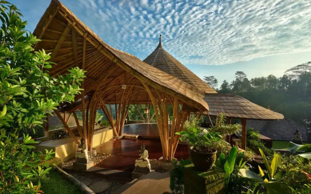 Курорт Jannata Resort and Spa