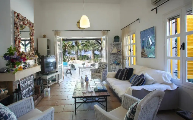 3 Br Villa - Ayios Elias Hilltop - Chg 8925