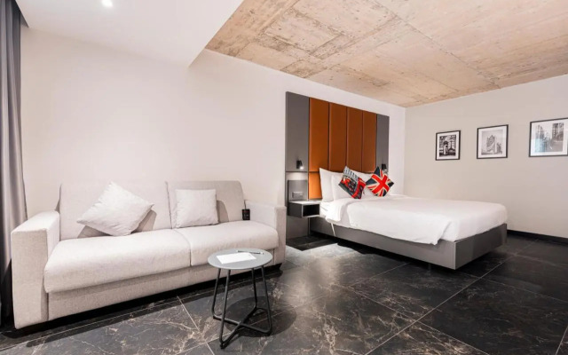 The Londoner Hotel St. Julians