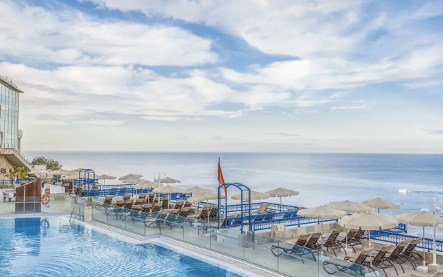 Apartments at Cala Blanca