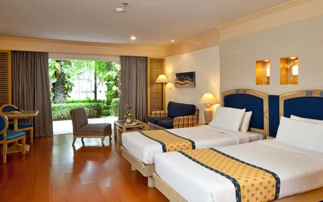 Spring Field Beach Resort