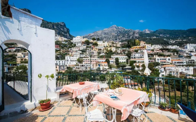 Royal Positano Hotel