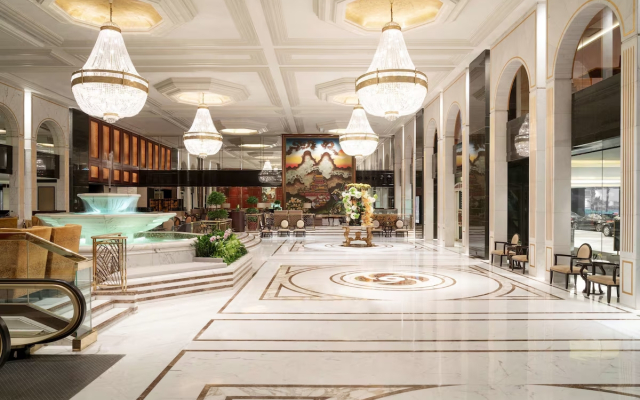 Kowloon Shangri-La, Hong Kong