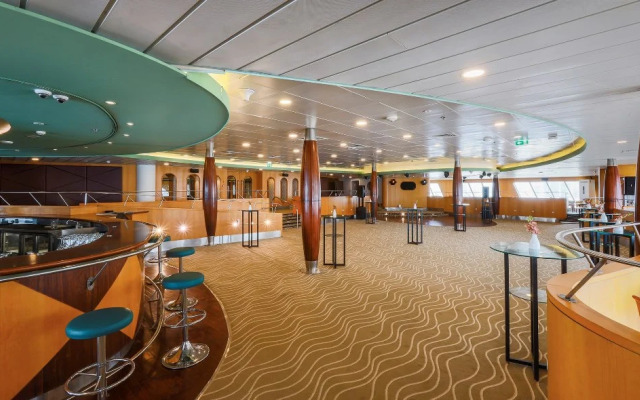 Queen Elizabeth 2 Hotel by Accor