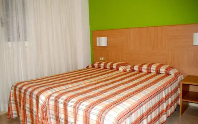 Apartbeach California Center