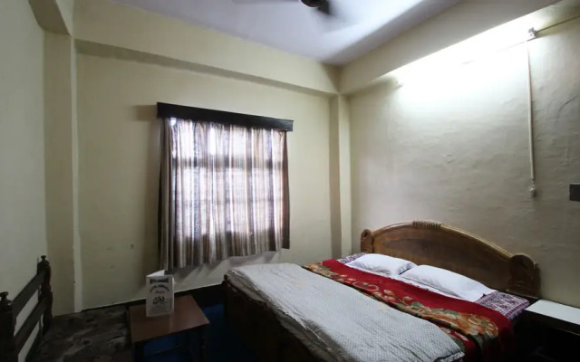 Hotel Adarsh