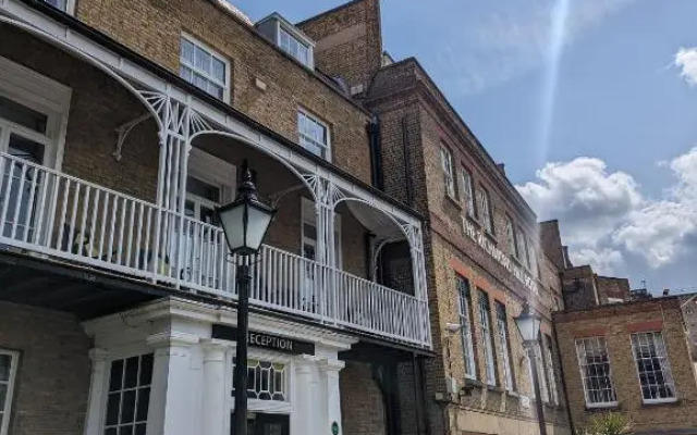 Richmond Hill Hotel