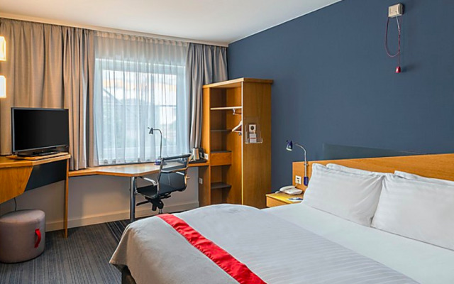 Holiday Inn Express Köln-Troisdorf by IHG