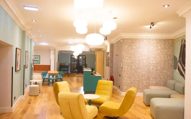 Garner Reading City Centre by IHG