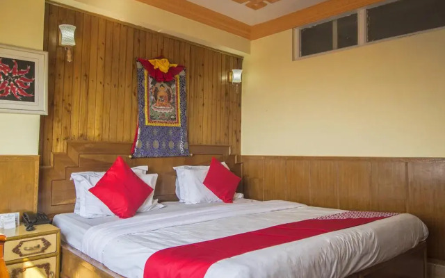 Hotel Seven Seventeen