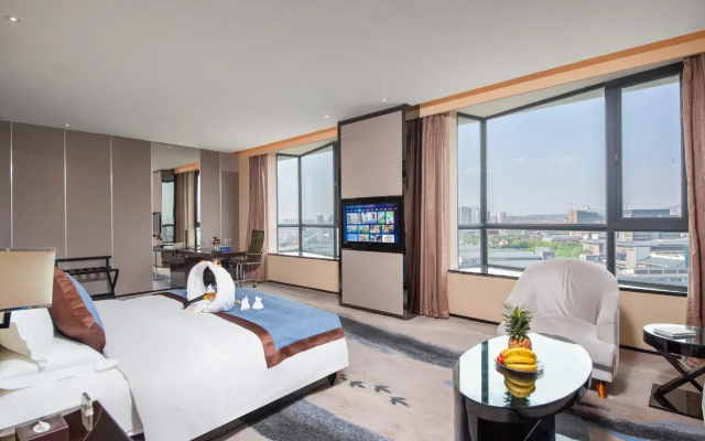 Yunnan Lishui Yunquan Hotel (Yunshida South High-speed Railway Station)