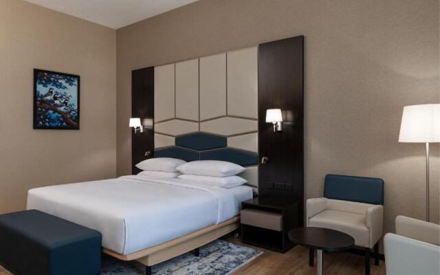 Four Points by Sheraton Production City, Dubai