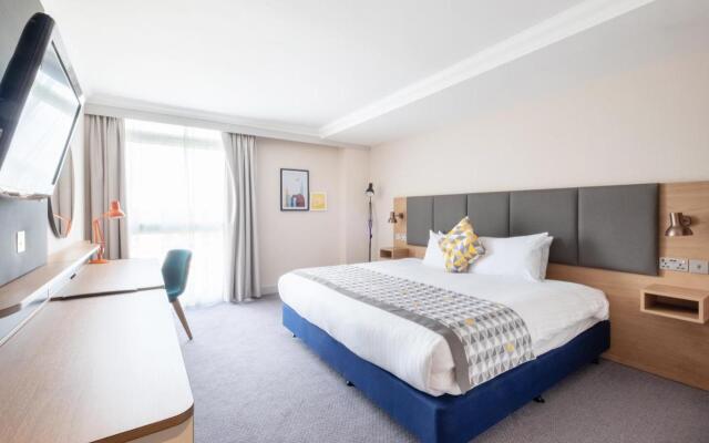 Holiday Inn Leicester by IHG