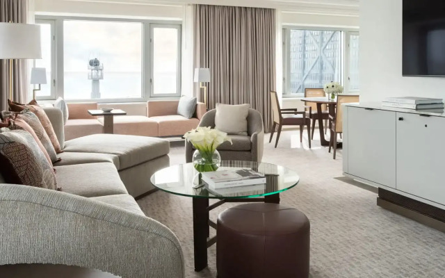 Отель Four Seasons Chicago