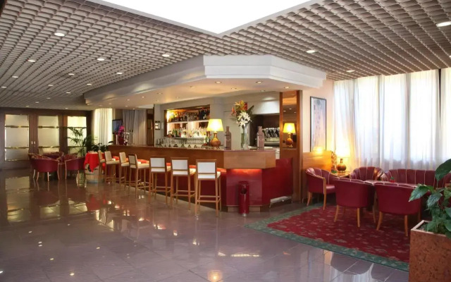 Hotel Maxim