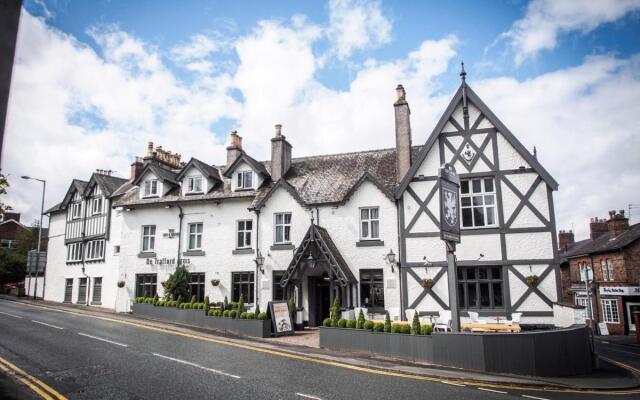 De Trafford Arms