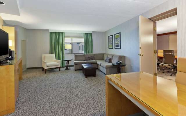 Embassy Suites by Hilton Auburn Hills