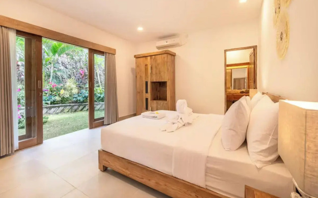 Tropical Villa Sinar Maluku