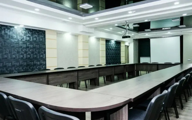 Orient Hotel Osh
