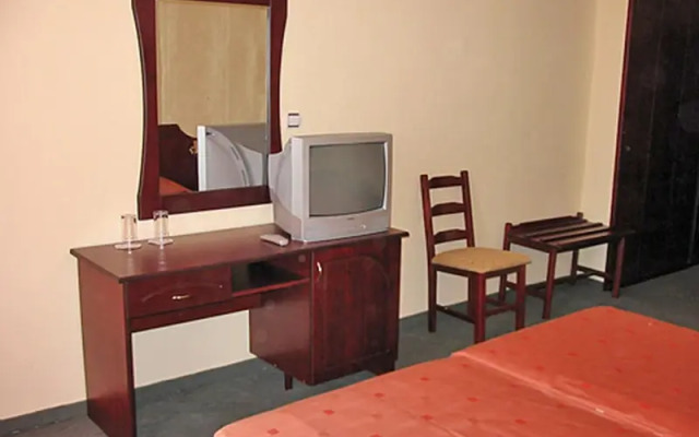 Dahlia Garden Hotel