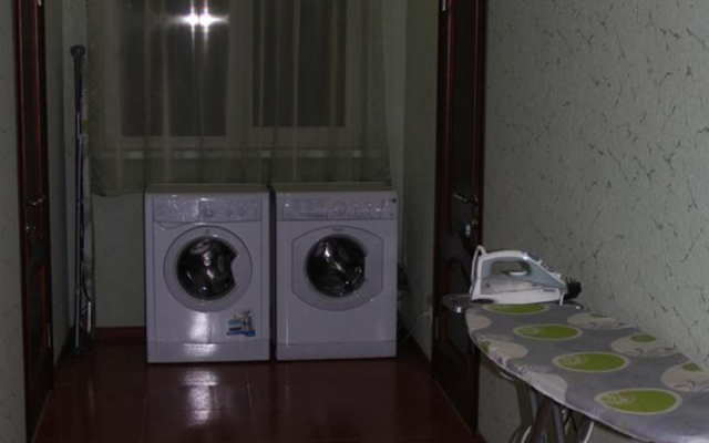 Uyut Guest House