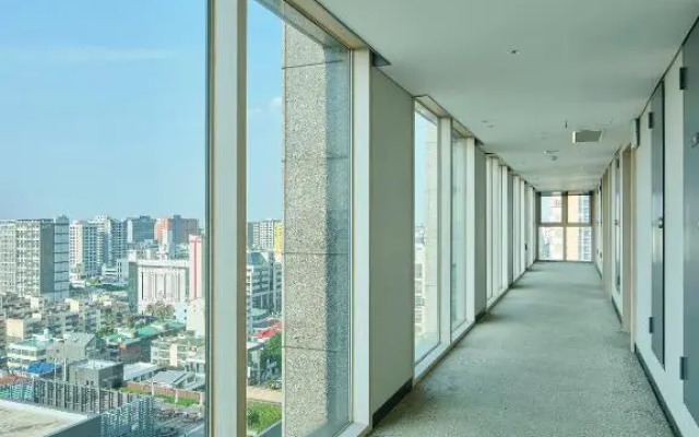 Jeju Central City Hotel