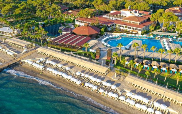 Crystal Flora Beach Resort – All Inclusive