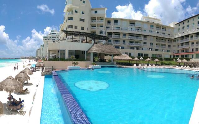 Cancun Plaza Condo