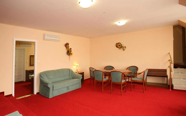 Bastya Conference and Wellness Hotel
