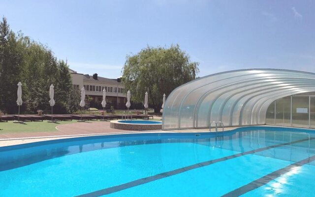 Tikhoe Ozero Hotel
