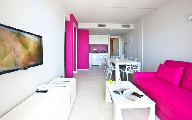 Ryans Ibiza Apartments - Adults Only