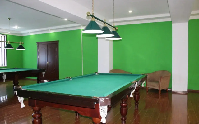 Zarafshan Grand Hotel
