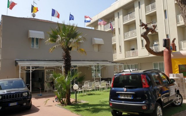Hotel Silvana Beach