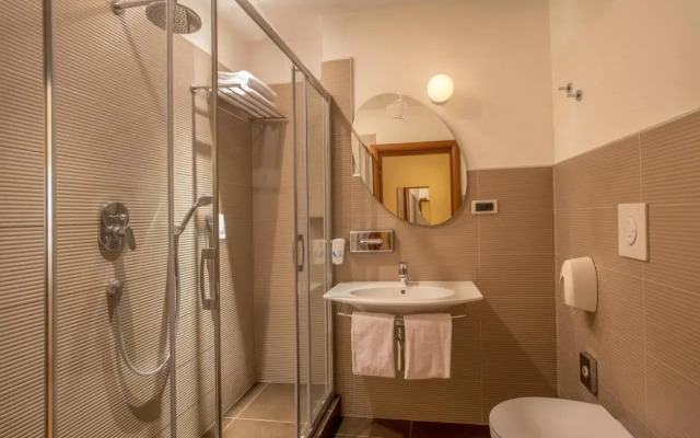 Best Western Globus Hotel
