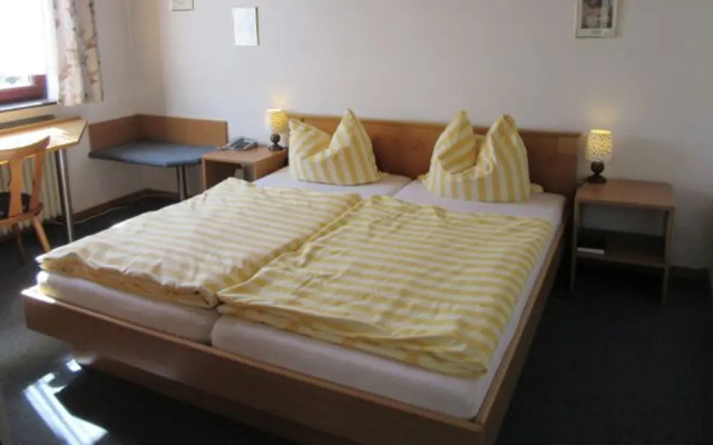 Elim Hotel
