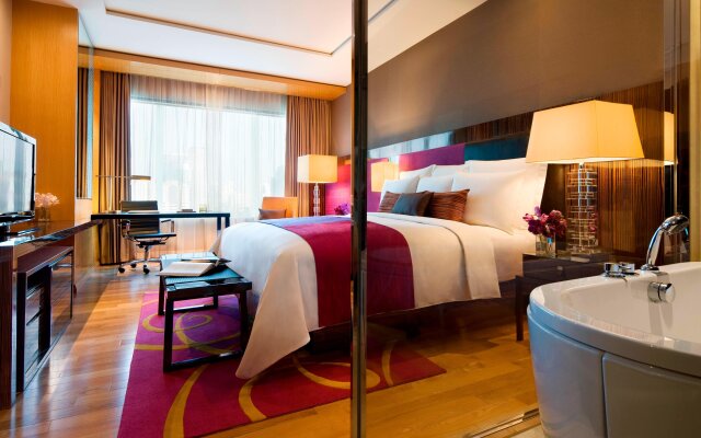 Renaissance Bangkok Ratchaprasong Hotel