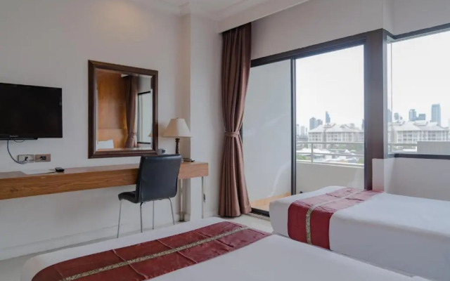 Forum Park Hotel