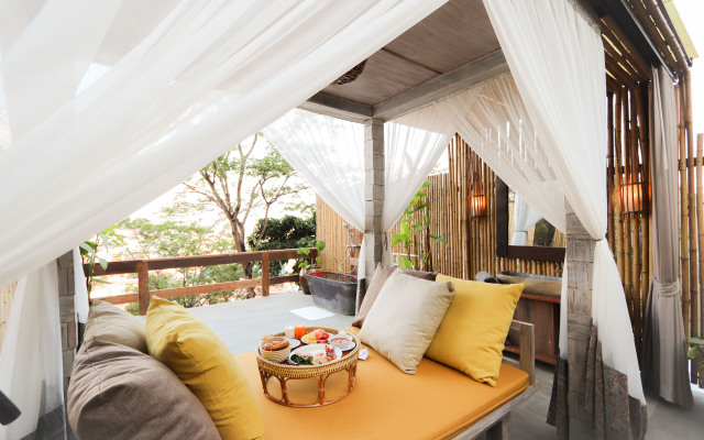 Dinso Resort & Villas Phuket, Vignette Collection, an IHG Hotel